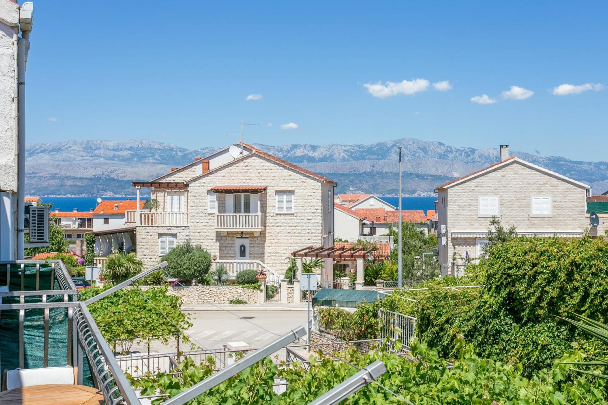 Apartments And Rooms With Parking Space Supetar, Brac - 5658 Exteriör bild