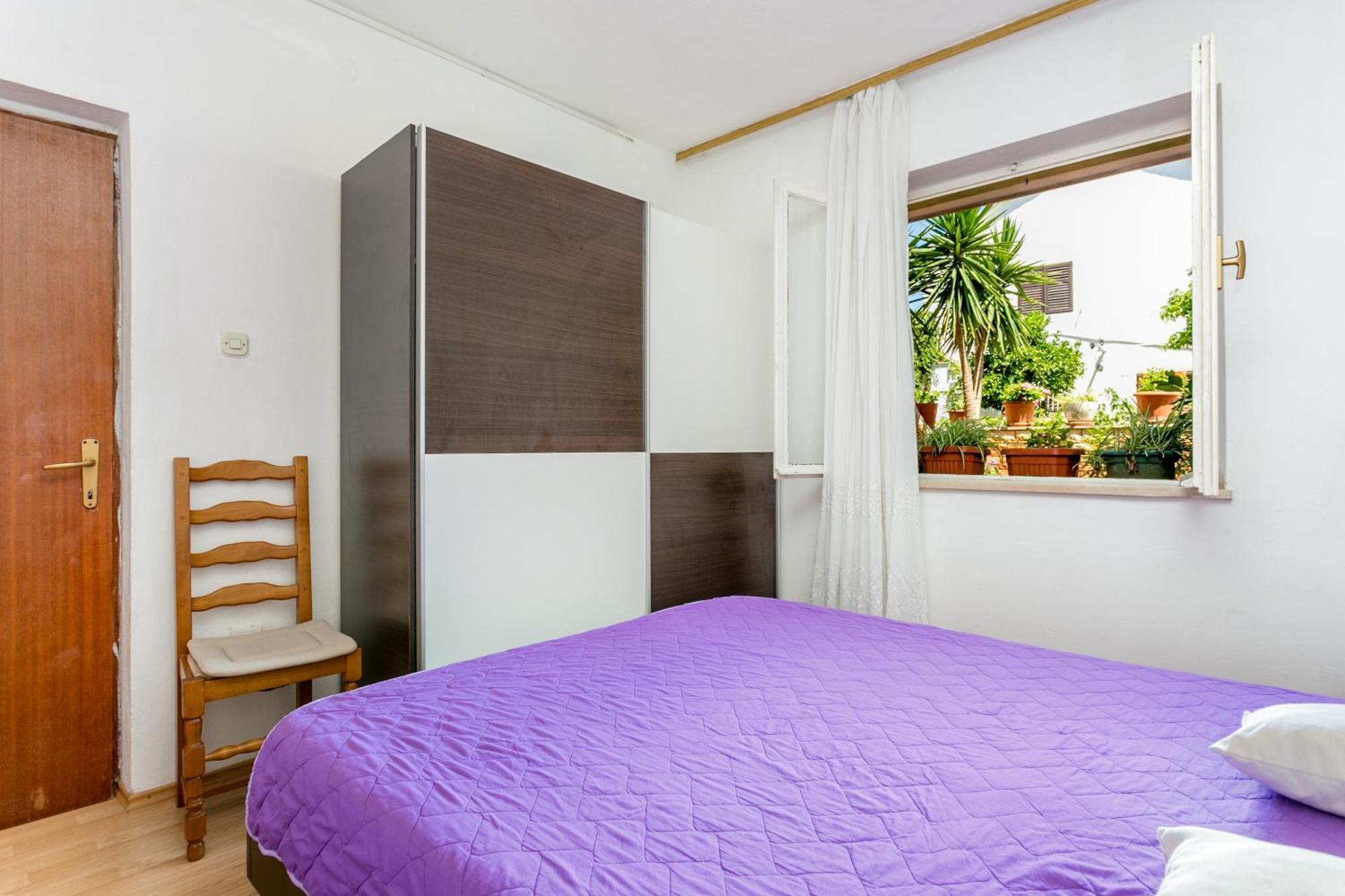 Apartments And Rooms With Parking Space Supetar, Brac - 5658 Rum bild