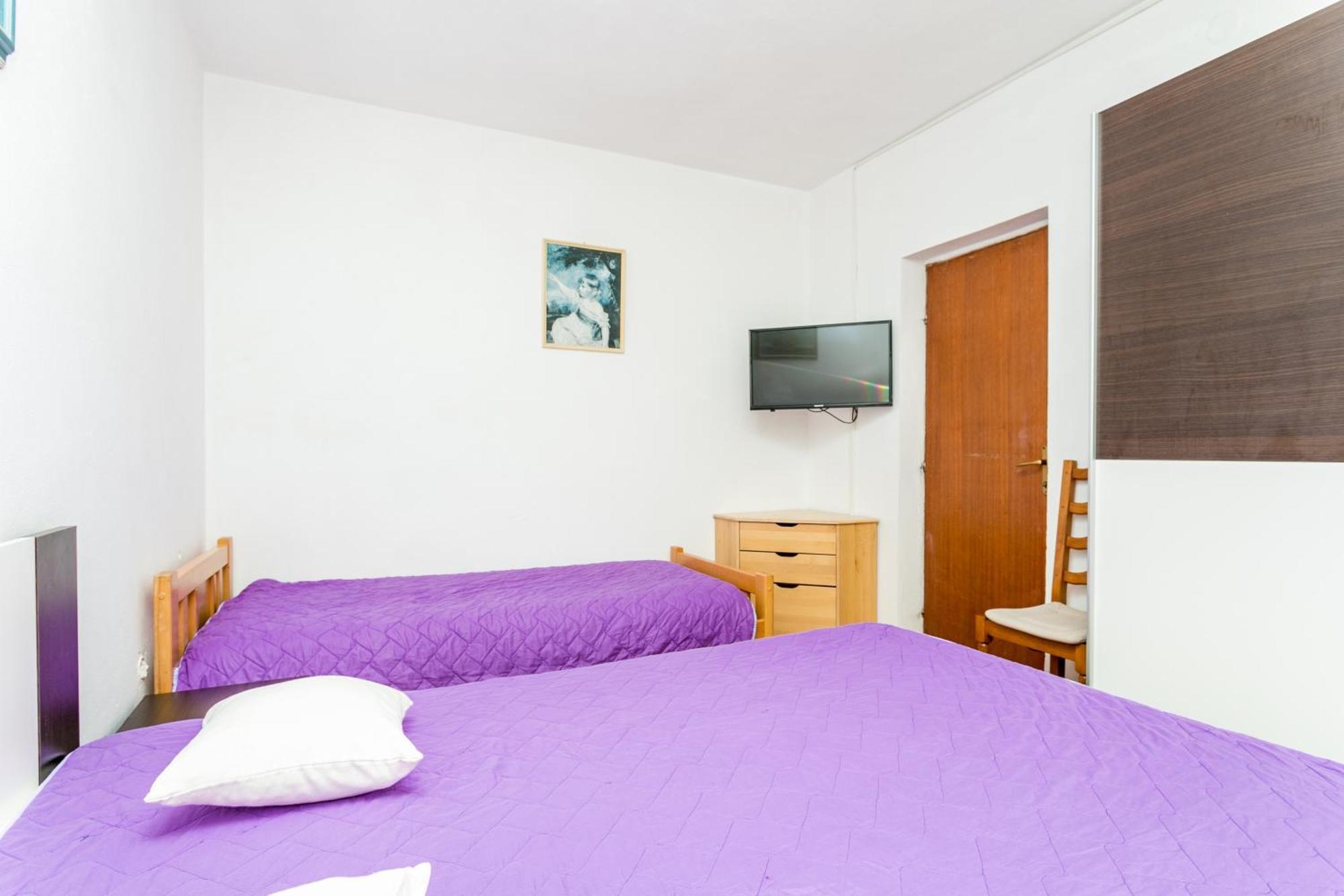 Apartments And Rooms With Parking Space Supetar, Brac - 5658 Rum bild